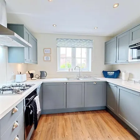 Ocean Cove - Part Of The The Bay Filey Village With Pool, Gym And Direct Access, Pub, Restaurant, Tennis And Meadows Walks
