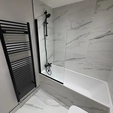 Ocean Cove - Part Of The The Bay Filey Village With Pool, Gym And Direct Access, Pub, Restaurant, Tennis And Meadows Walks Reighton